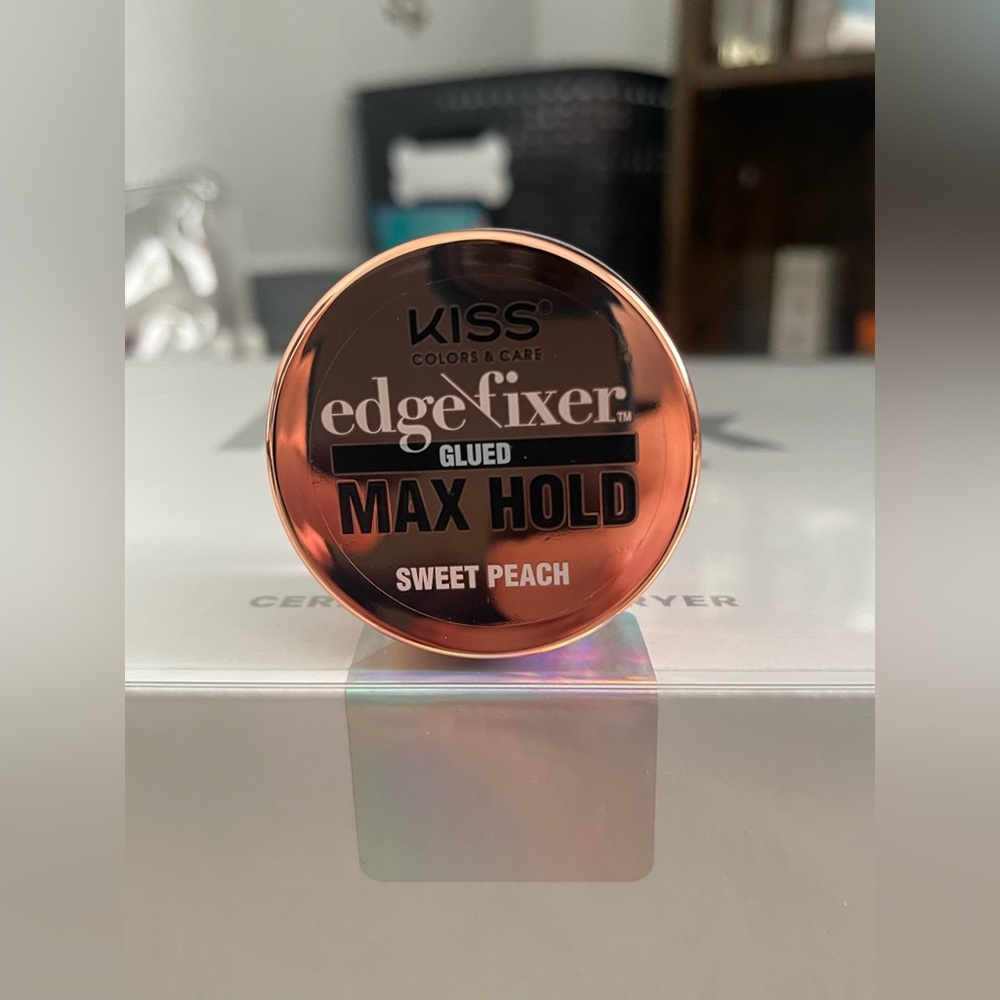 KISS Edge/Fixer Glued Max Hold